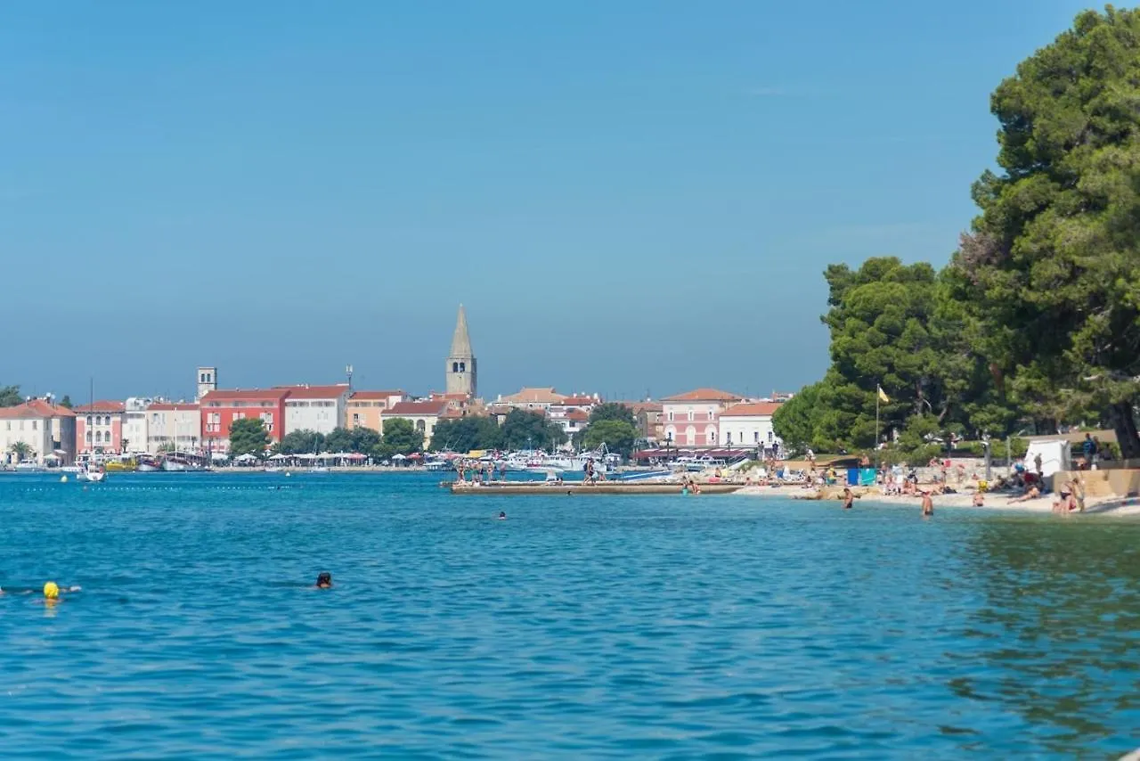 Rooms Vitoria On Joakim Square Porec 0*,  Croazia
